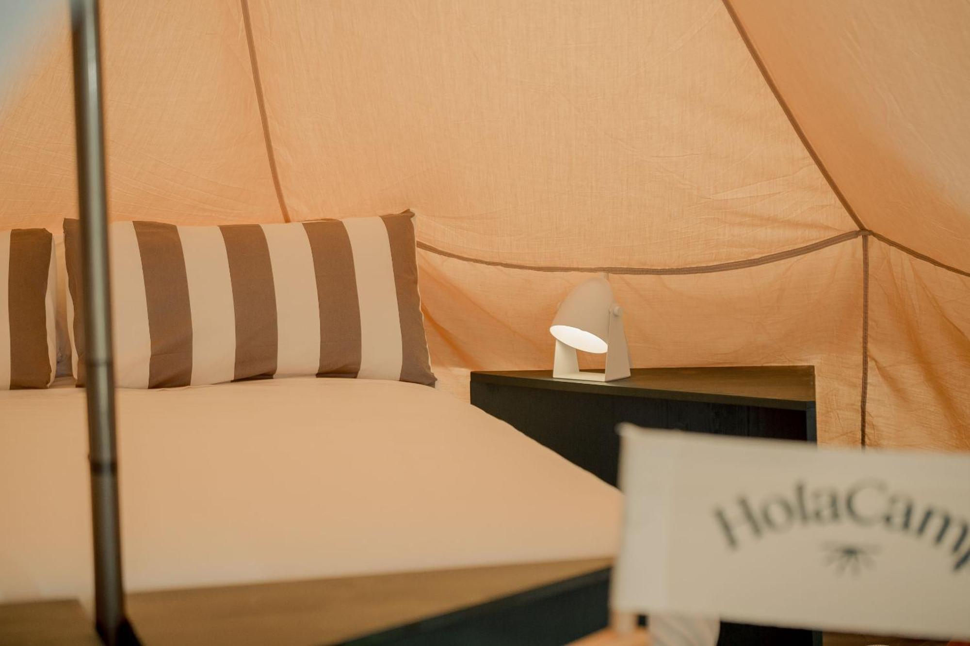 Hotel Holacamp Sitges Fun Esterno foto
