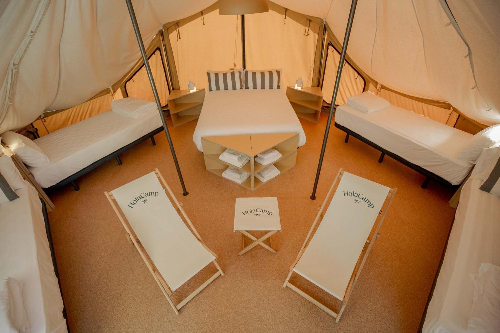 Hotel Holacamp Sitges Fun Esterno foto